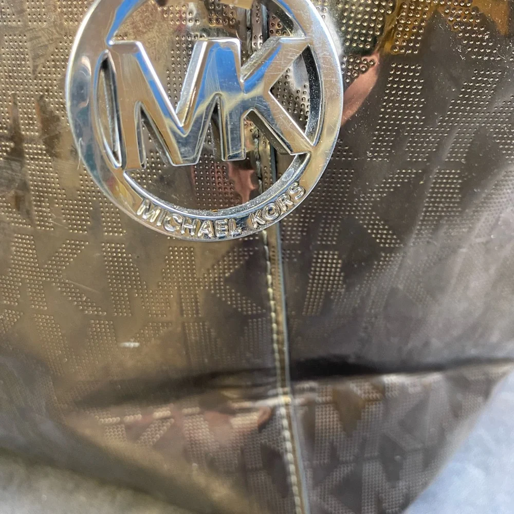 Michael Kors Jey Set Logo Metallic Shiny Silver‎ Tote with Tan Handles